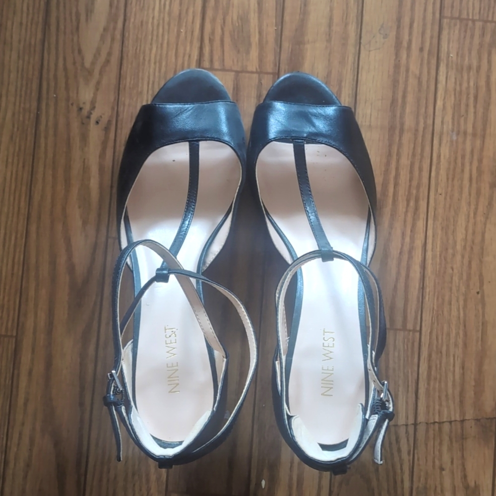 Nine West Gamgee Open Toed 2.5" Heels, Black